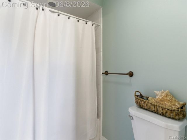 54150 Queensborough Drive, Shelby Charter Township, MI 48315
