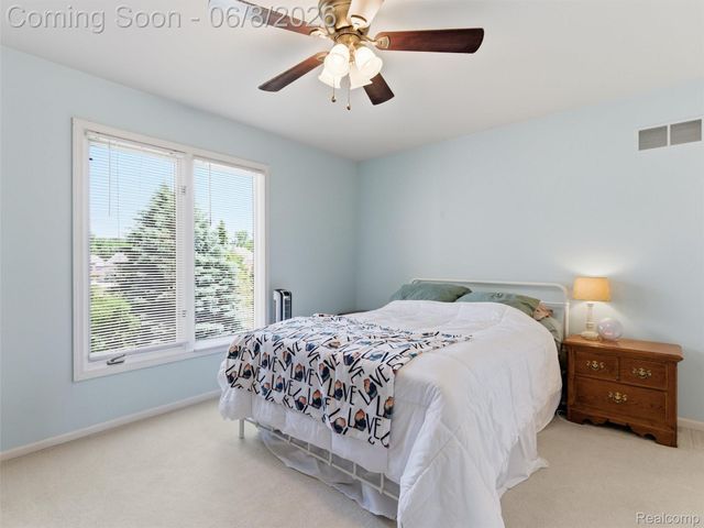 54150 Queensborough Drive, Shelby Charter Township, MI 48315