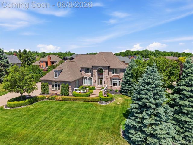 54150 Queensborough Drive, Shelby Charter Township, MI 48315