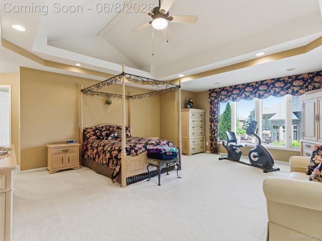 54150 Queensborough Drive, Shelby Charter Township, MI 48315