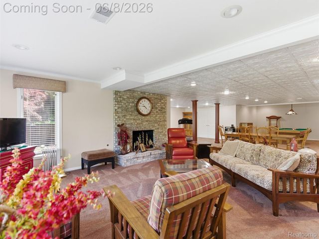 54150 Queensborough Drive, Shelby Charter Township, MI 48315