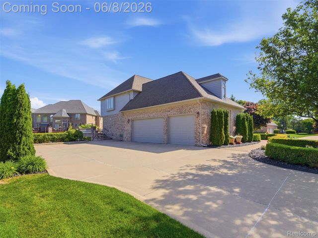 54150 Queensborough Drive, Shelby Charter Township, MI 48315