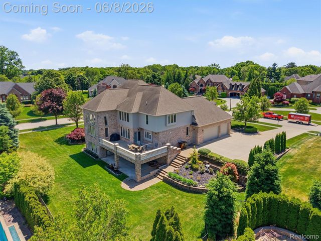 54150 Queensborough Drive, Shelby Charter Township, MI 48315