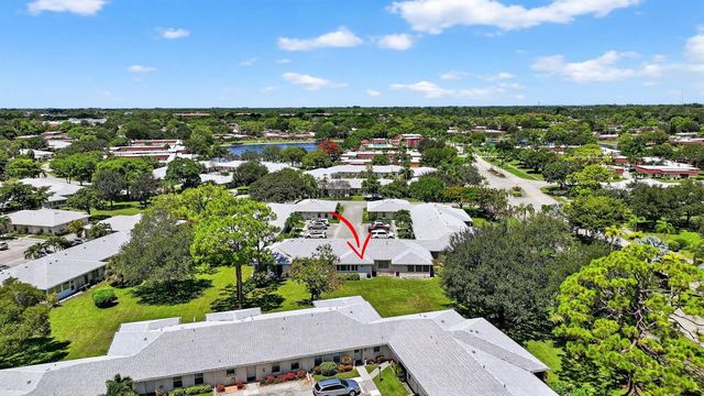 448 Franconia Circle B, Lake Worth, FL 33467