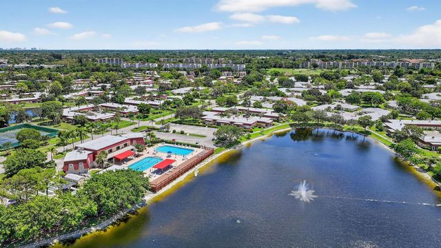 448 Franconia Circle B, Lake Worth, FL 33467