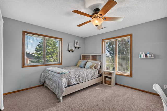 1008 Pleasant Street SE, Bondurant, IA 50035