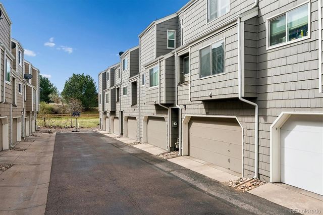 9087 Bear Mountain Drive, Highlands Ranch, CO 80126