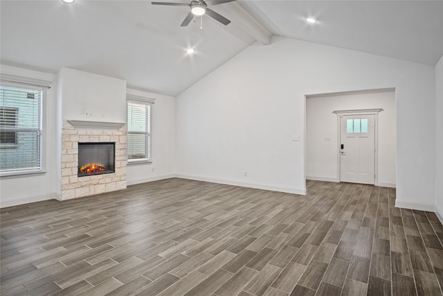 327 Coyote Creek Drive, Lavon, TX 75166