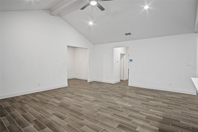 327 Coyote Creek Drive, Lavon, TX 75166