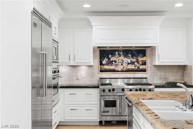 9103 Alta Drive 305, Las Vegas, NV 89145