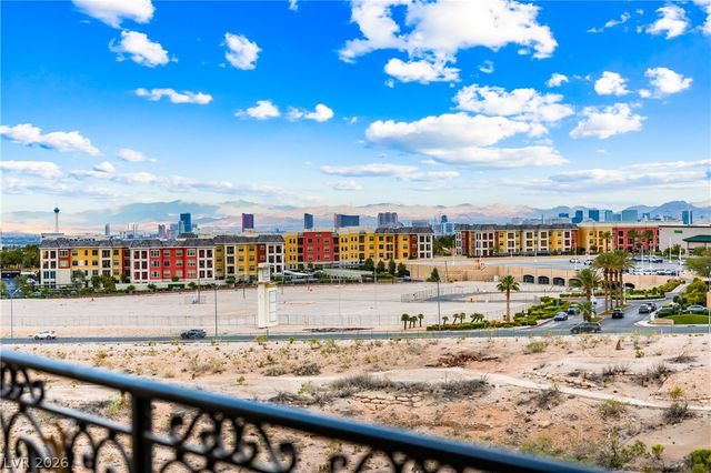 9103 Alta Drive 305, Las Vegas, NV 89145