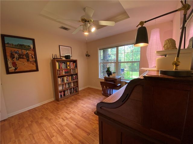 3933 Oriole Court, College Station, TX 77845