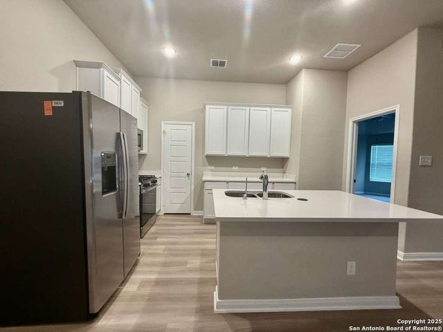 5931 Cienna Cove, San Antonio, TX 78222