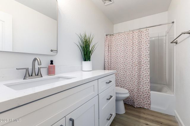 4610 E WHITEHALL Drive, San Tan Valley, AZ 85140