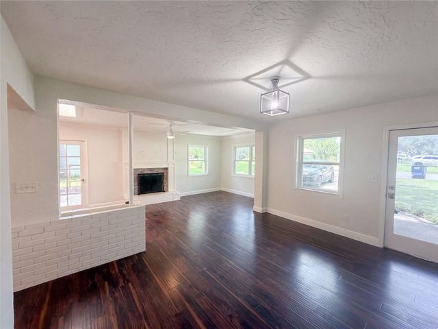 10806 W ELBOW DRIVE, Tampa, FL 33612