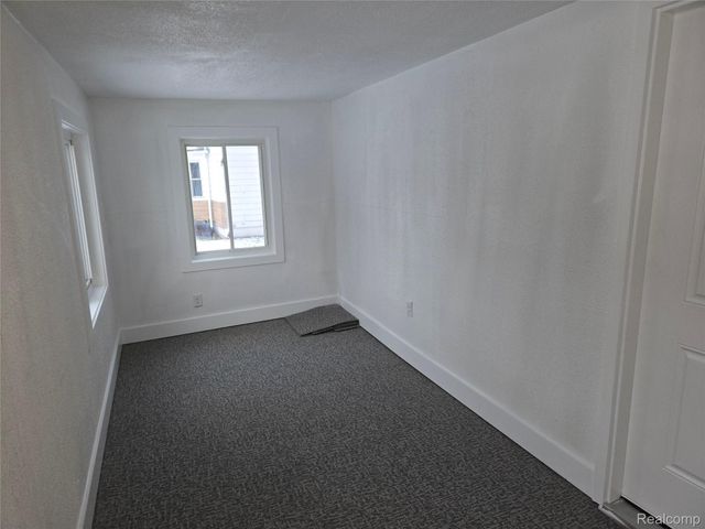 15331 Allen Road, Southgate, MI 48195