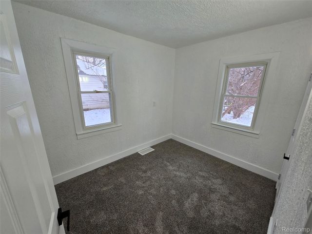 15331 Allen Road, Southgate, MI 48195