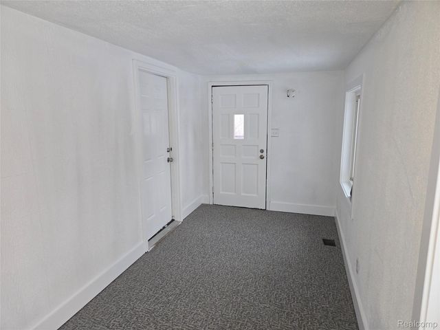 15331 Allen Road, Southgate, MI 48195