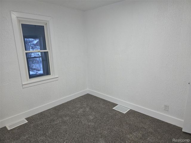 15331 Allen Road, Southgate, MI 48195