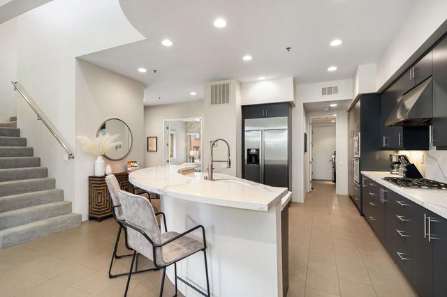 942 Alejo Vista, Palm Springs, CA 92262