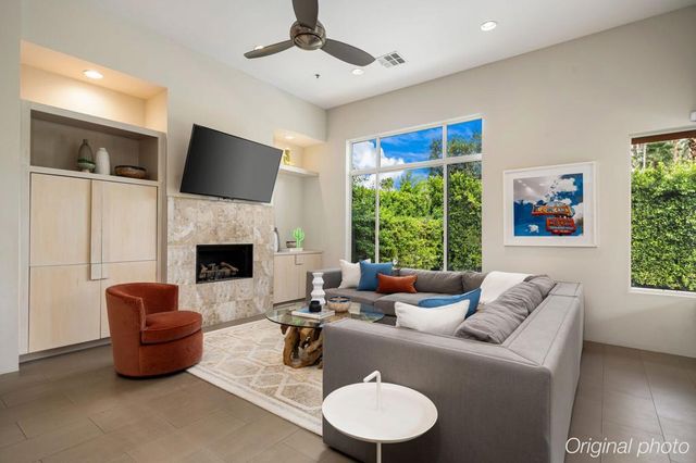 942 Alejo Vista, Palm Springs, CA 92262