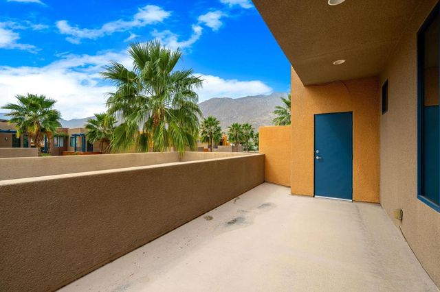 942 Alejo Vista, Palm Springs, CA 92262