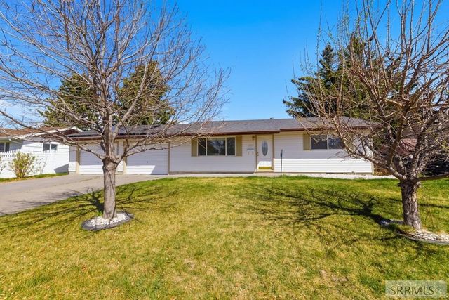 545 Collins Street, Blackfoot, ID 83221