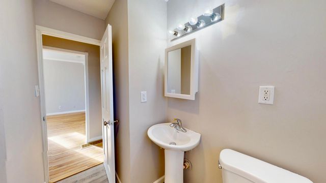 218 N Ash Street, Hobart, IN 46342