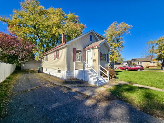 218 N Ash Street, Hobart, IN 46342