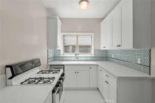 1136 Bennett, Long Beach, CA 90804