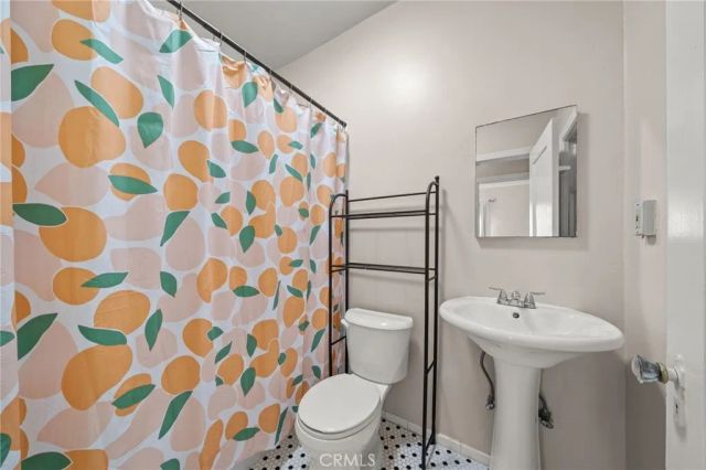 1136 Bennett, Long Beach, CA 90804