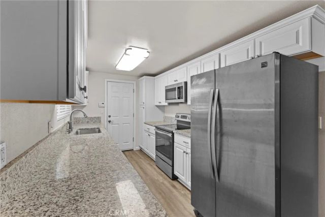 5760 Avenue Juan Bautista, Riverside, CA 92509