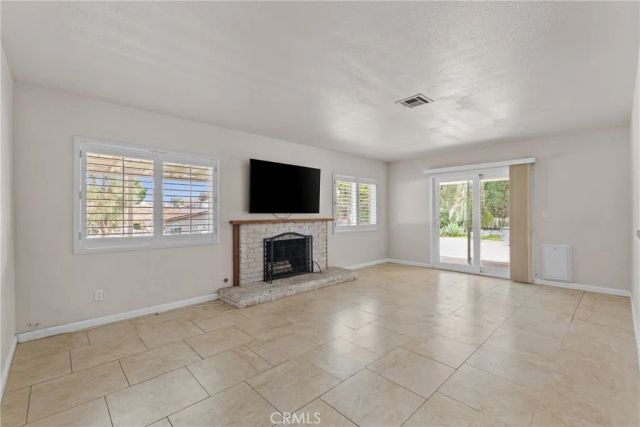 5760 Avenue Juan Bautista, Riverside, CA 92509