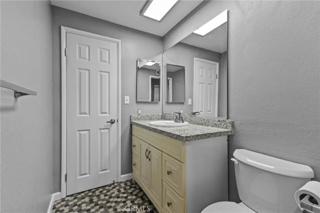 5760 Avenue Juan Bautista, Riverside, CA 92509