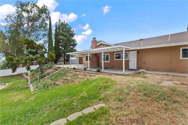5760 Avenue Juan Bautista, Riverside, CA 92509
