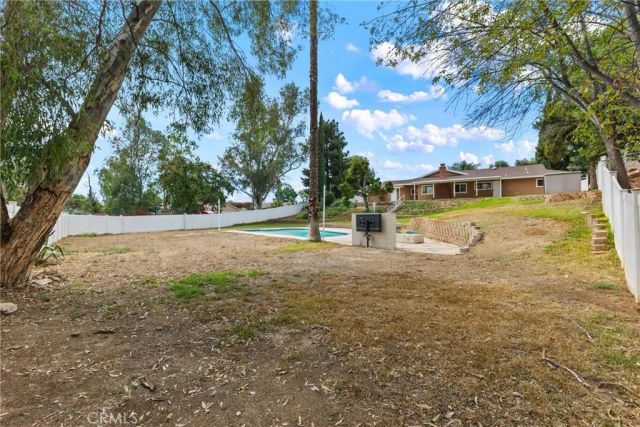 5760 Avenue Juan Bautista, Riverside, CA 92509