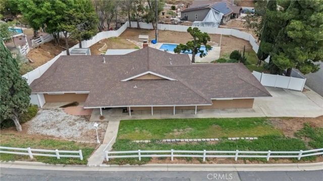 5760 Avenue Juan Bautista, Riverside, CA 92509