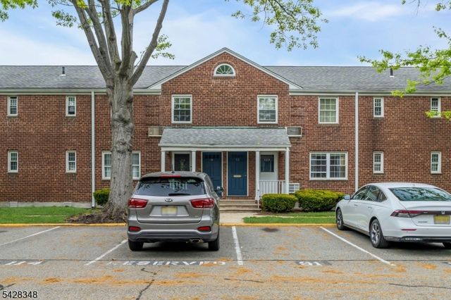 10 Clark Ct 10, Rutherford Boro, NJ 07070