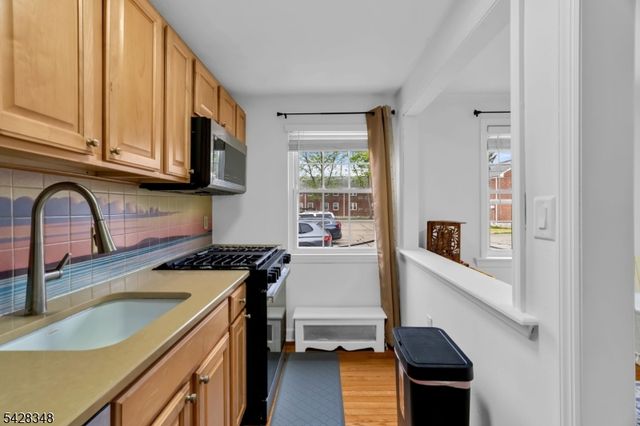 10 Clark Ct 10, Rutherford Boro, NJ 07070