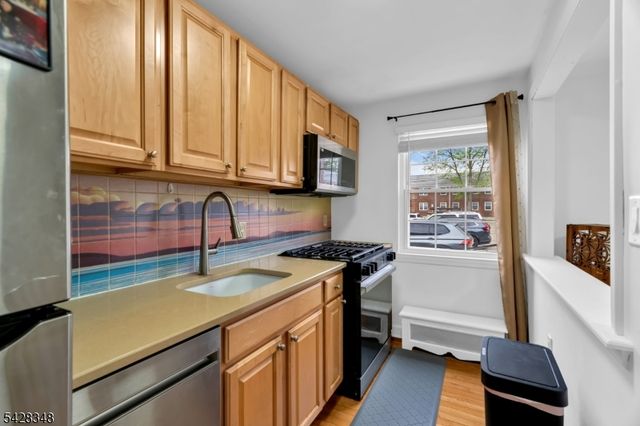10 Clark Ct 10, Rutherford Boro, NJ 07070