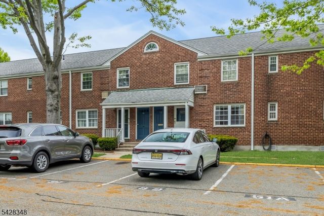 10 Clark Ct 10, Rutherford Boro, NJ 07070