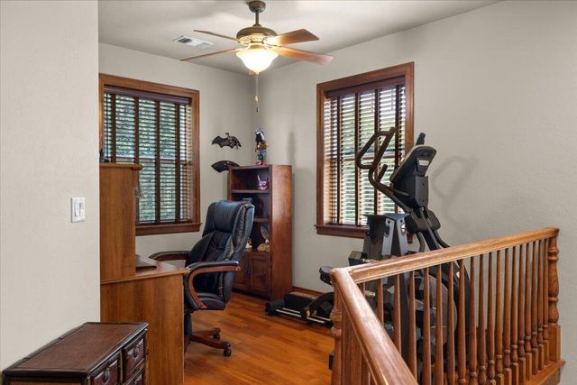 574 Grey Hawk Way, Central Point, OR 97502