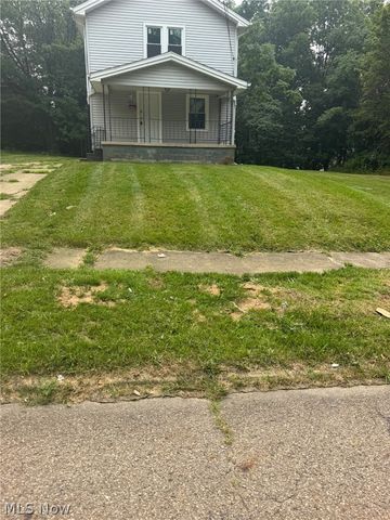 243 Marmion Avenue, Youngstown, OH 44507