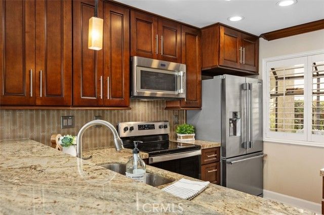 26 Lakepines, Irvine, CA 92620