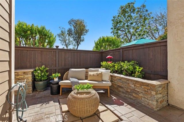 26 Lakepines, Irvine, CA 92620