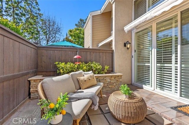 26 Lakepines, Irvine, CA 92620