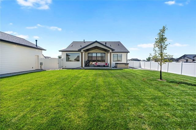 2215 Smooth Rock Lane, Billings, MT 59106