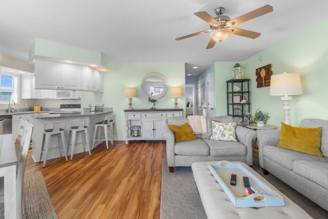 300 Shorehaven Dr Unit U3, North Myrtle Beach, SC 29582