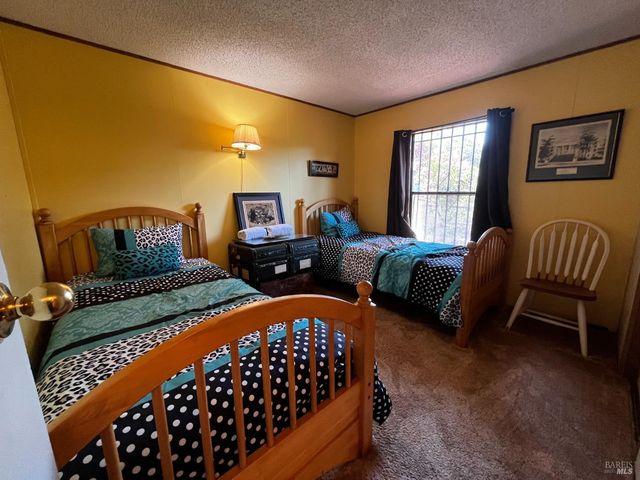 14150 Lakeshore Dr, Clearlake, CA 95422