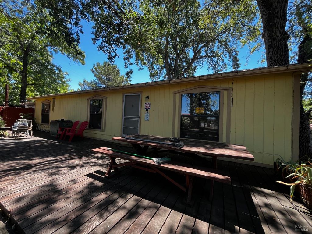 14150 Lakeshore Dr, Clearlake, CA 95422